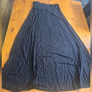 Bobeau Classic Black Maxi Dress